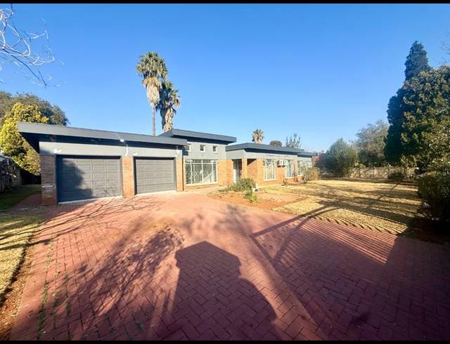 3 BEDROOM HOUSE FOR SALE IN FLORA GARDENS